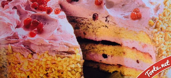 Torta alla panna e mirtilli rossi